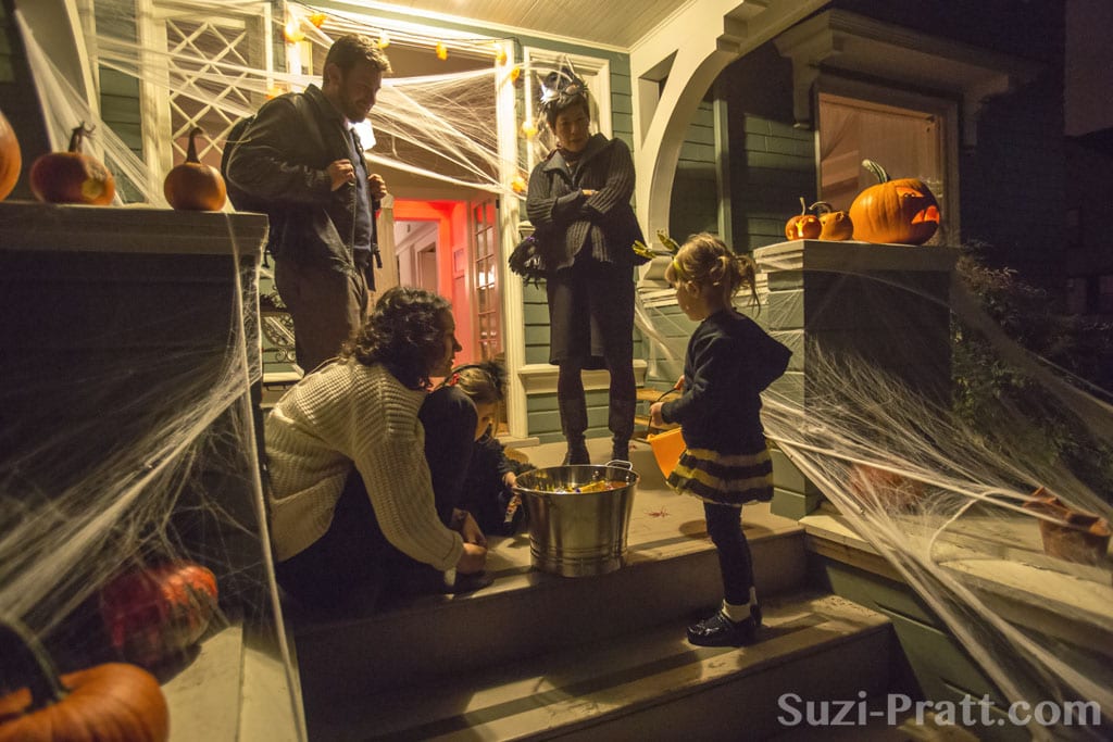 Halloween Trick Or Treating in Capitol Hill, Seattle CHS Capitol Hill