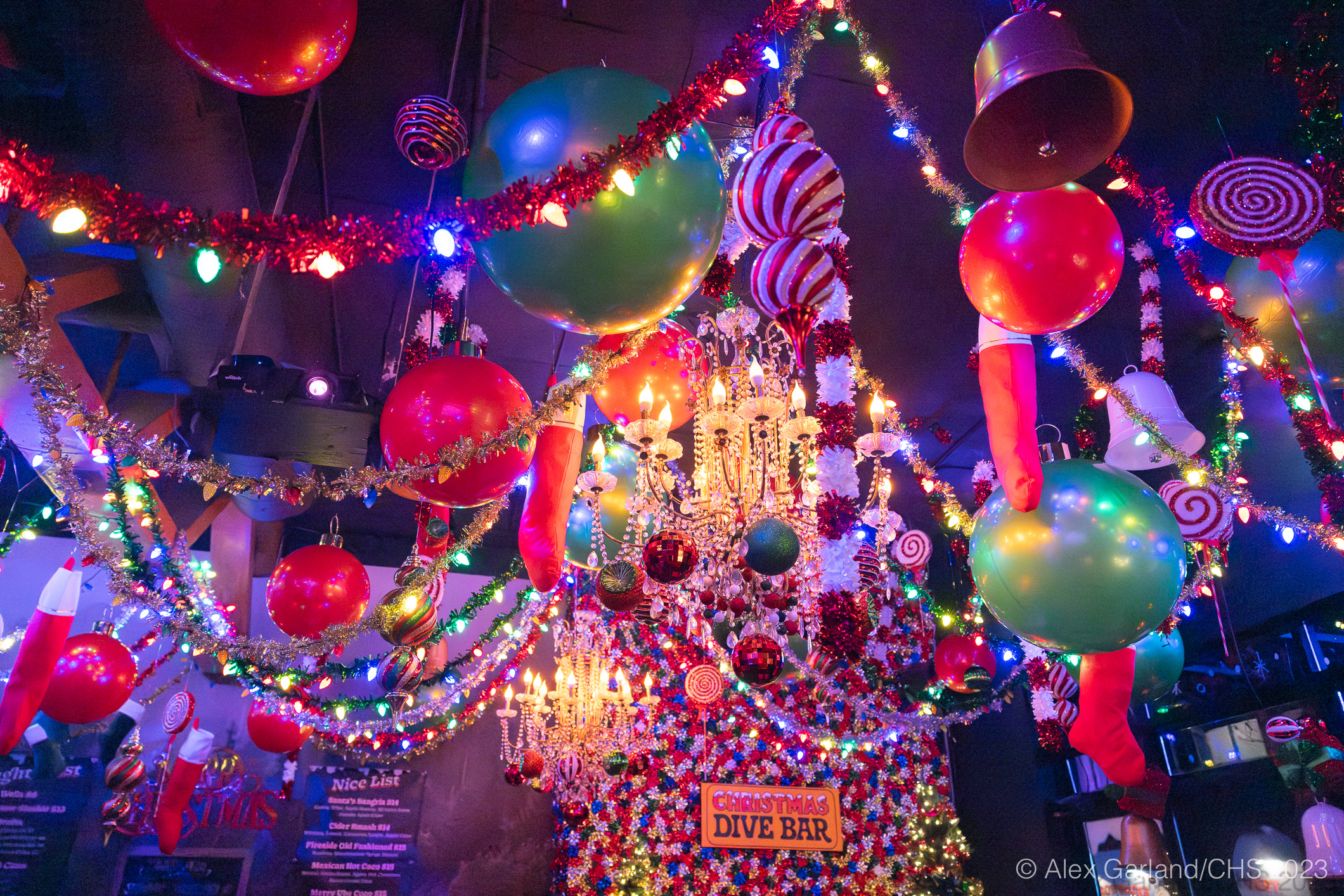 xmasdivebar234 CHS Capitol Hill Seattle News