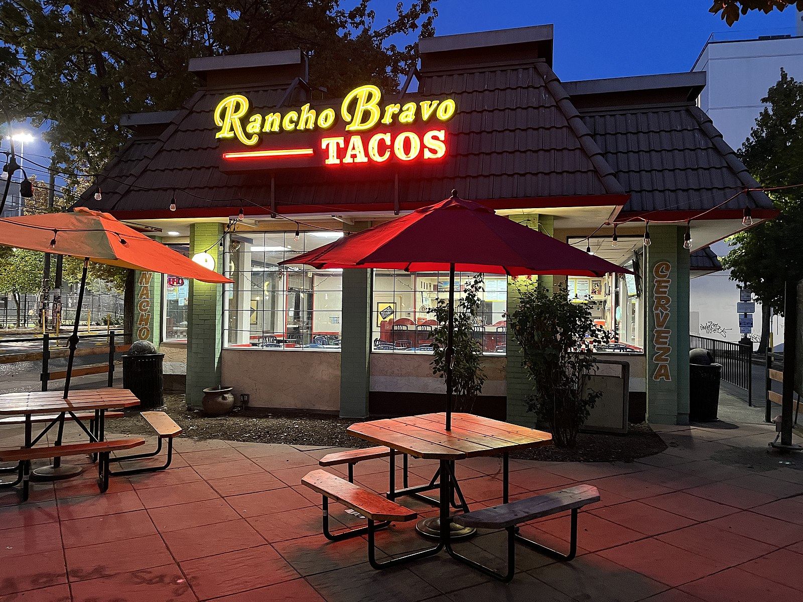 Rancho_Bravo_Tacos,_Capitol_Hill,_Seattle,_2022 CHS Capitol Hill Seattle News